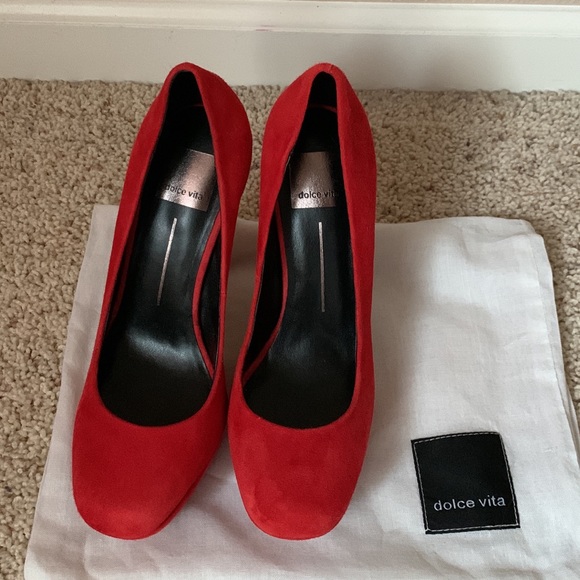 New Dolce Vita red heels - Picture 1 of 2